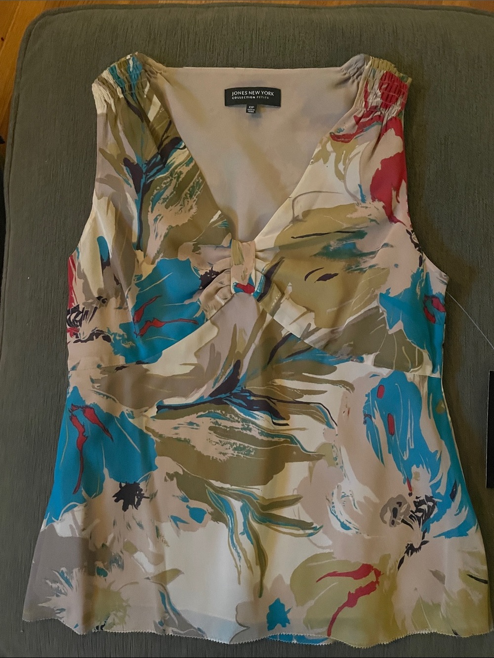 Jones New York Multicolor Floral V-Neck Sleeveless Blouse